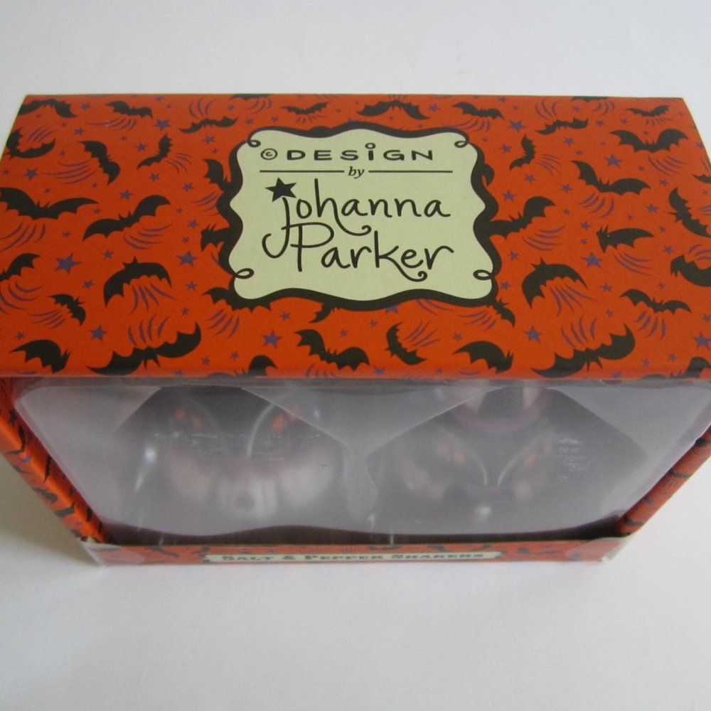 Johanna Parker Halloween Fall Black Cat Salt and Pepper Shakers - Picture 2 of 3